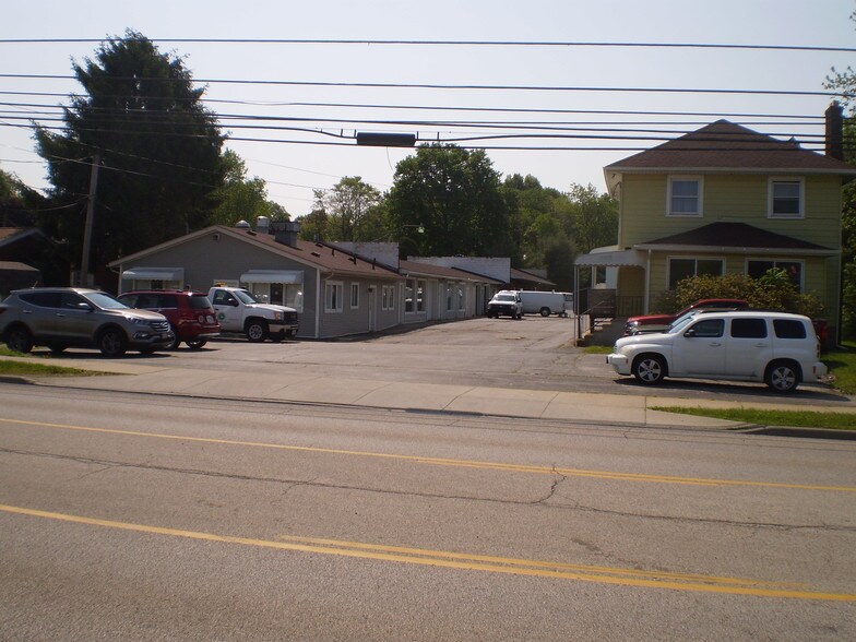 More Photos Of 338 Northeast Ave, Tallmadge Office For Lease