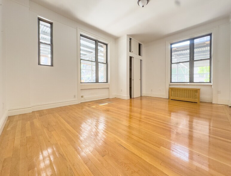 Primary Photo Of 680 West End Ave, New York Multifamily For Sale