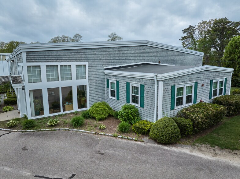 More Photos Of 8 Lone Tree Rd, Dennis Port Warehouse For Sale