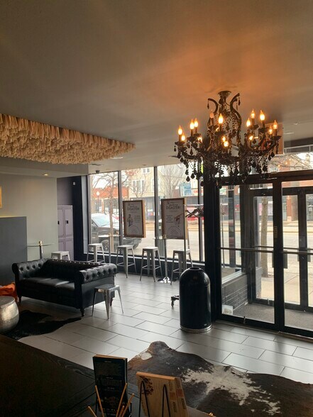 More Photos Of 3014 W Irving Park Rd, Chicago Storefront Retail Residential For Sale