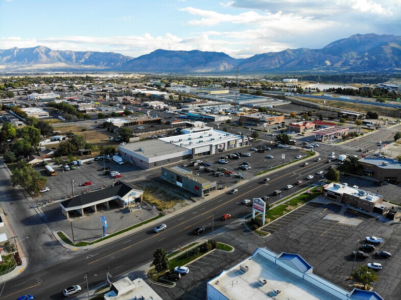 More Photos Of 1946 W 5600 S, Roy Storefront For Sale