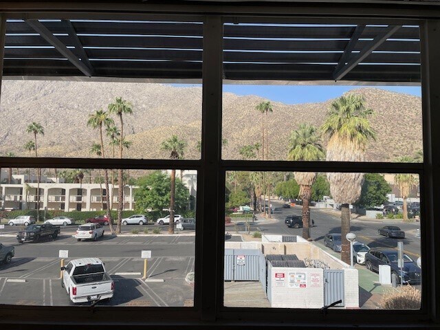 More Photos Of 100-139 S Palm Canyon Dr, Palm Springs Storefront Retail Office For Lease