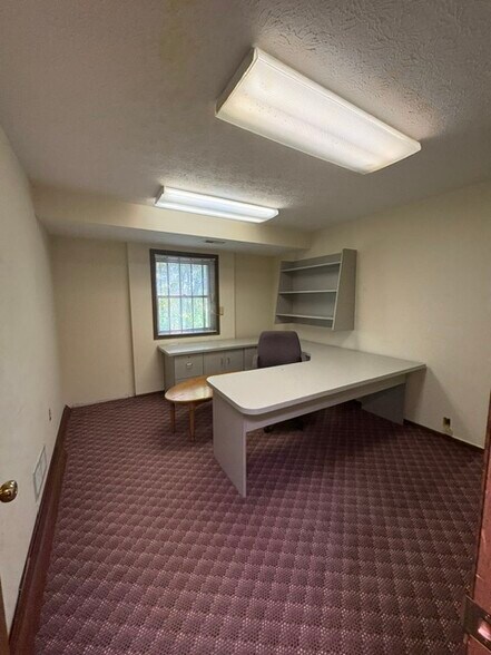More Photos Of 6370 Mount Pleasant St NW, North Canton Office For Lease