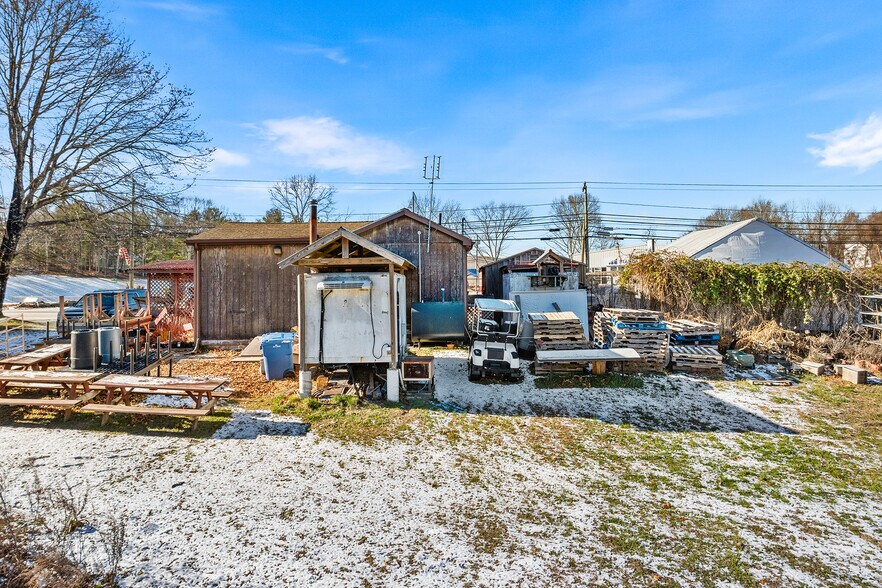 More Photos Of 1105 Route 32, Uncasville Freestanding For Sale
