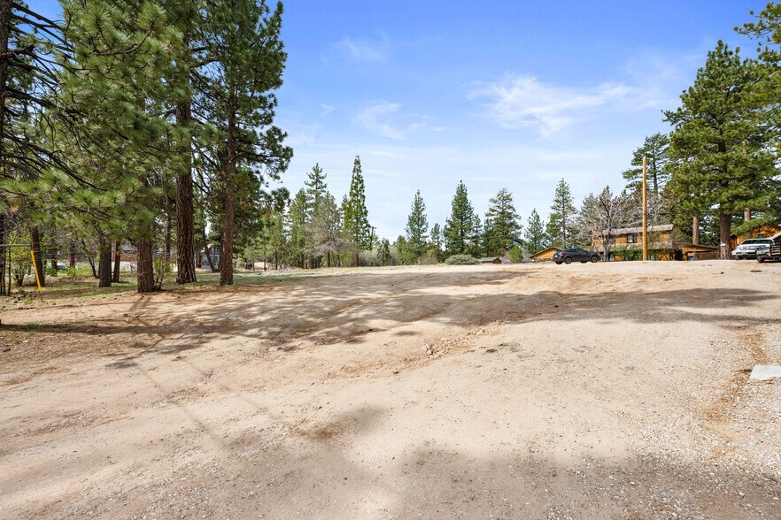 More Photos Of 40111 Big Bear Blvd, Big Bear Lake Land For Lease