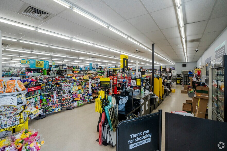 More Photos Of 376 Main St, Chester Storefront For Sale