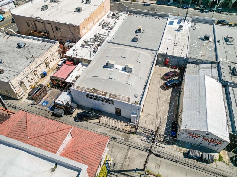 More Photos Of 6265 Van Nuys Blvd, Van Nuys Storefront For Sale