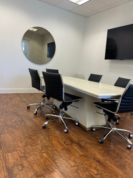 More Photos Of 1018 River Rd, Boerne Storefront Retail Office For Lease