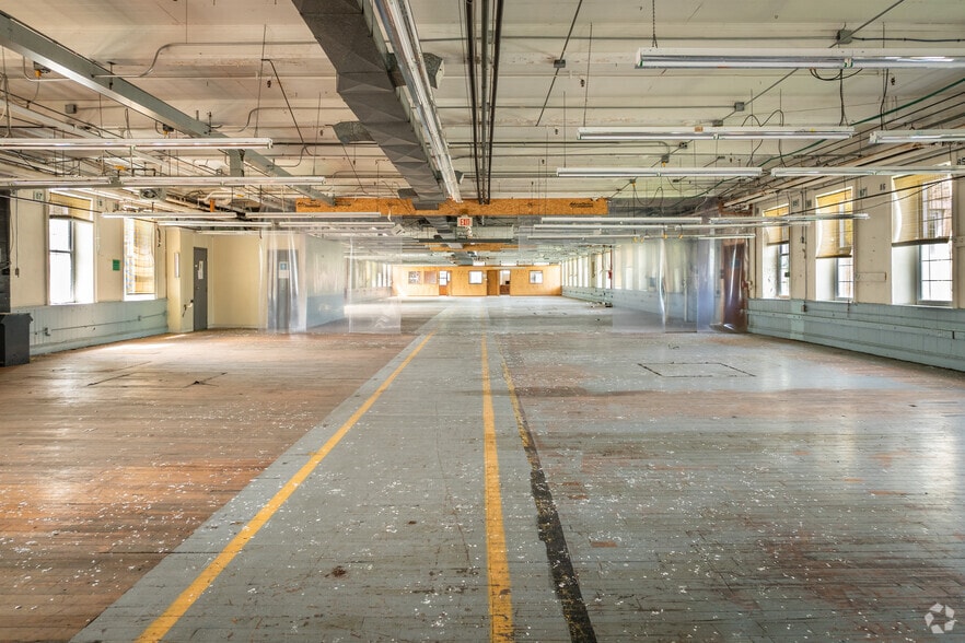 More Photos Of 51 S Walnut St, Wauregan Manufacturing For Lease