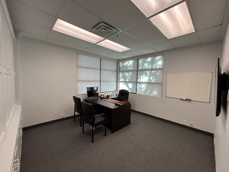 More Photos Of 4700 Dexter Dr, Plano Medical For Lease