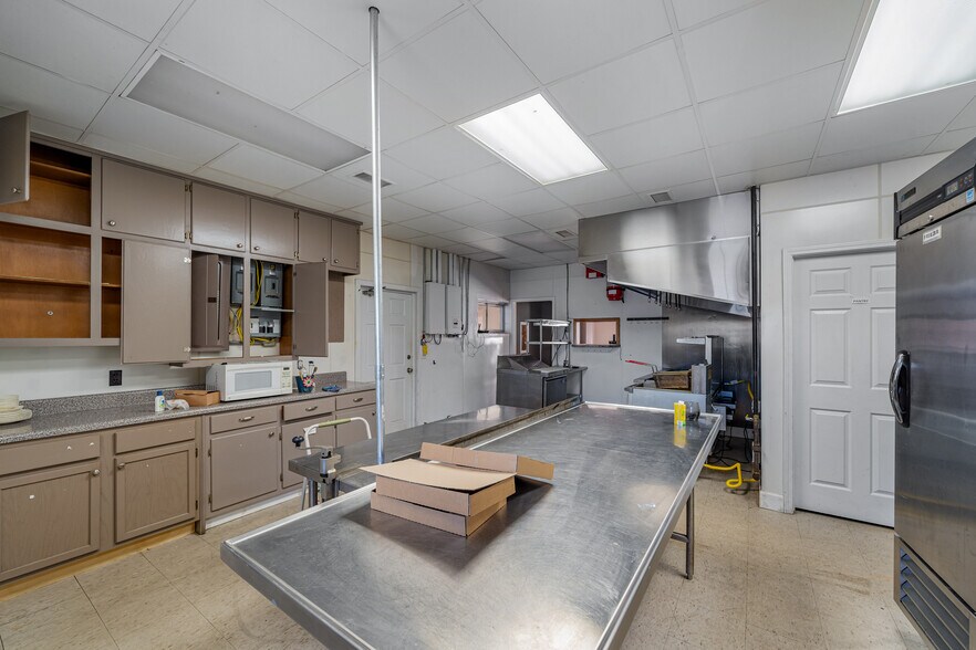 More Photos Of 502 Crystal Lake Dr NE, Fort Payne Golf Course Driving Range For Sale