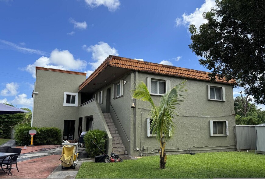 More Photos Of 801 SW 10th Dr, Pompano Beach Skilled Nursing Facility For Sale