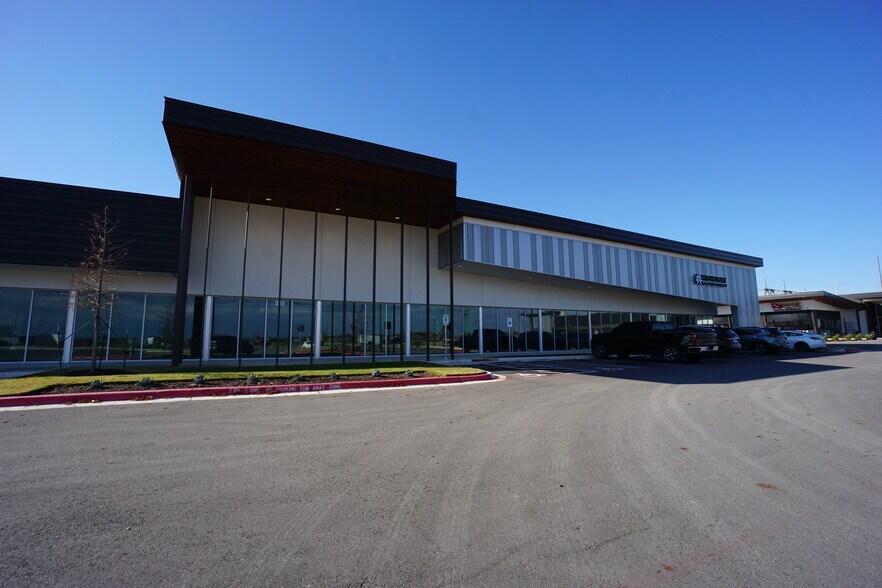 More Photos Of 531 Ed Schmidt, Hutto Unknown For Lease