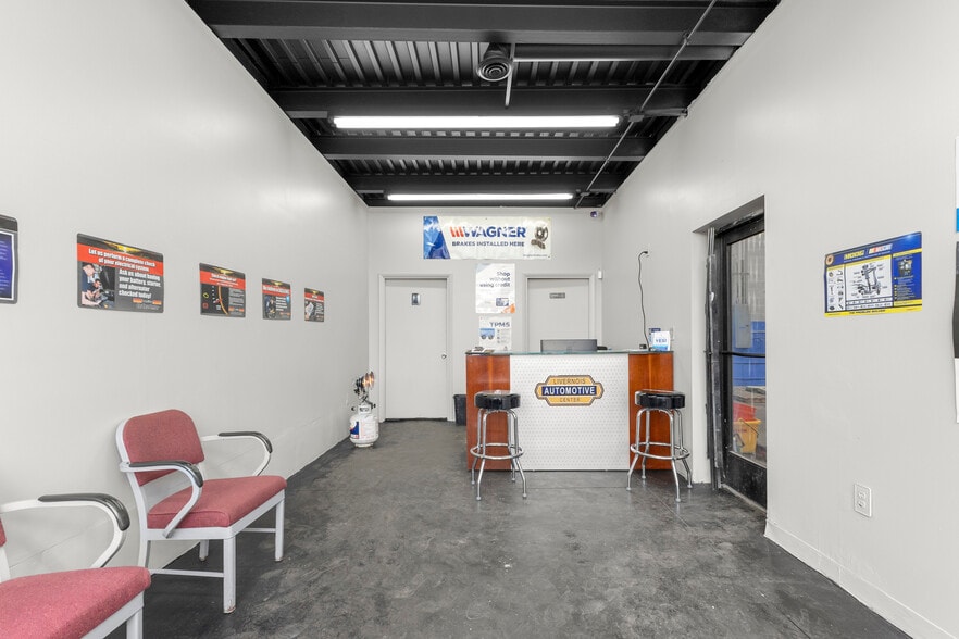 More Photos Of 14801-14835 Livernois Ave, Detroit Auto Repair For Sale