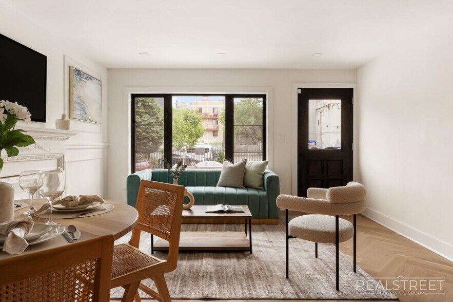 More Photos Of 110 McKibben St, Brooklyn Apartments For Sale