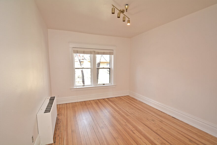 More Photos Of 2033 11th St, Boulder Office For Sale