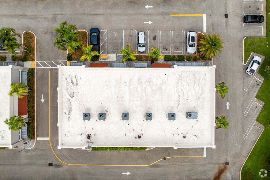 More Photos Of 9600-9630 Stirling Rd, Hollywood General Retail For Sale