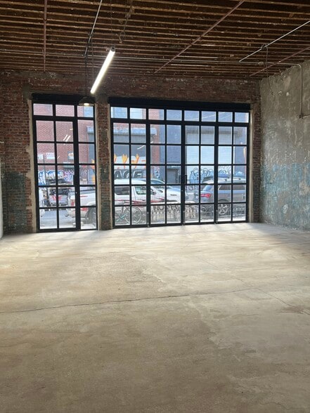 More Photos Of 333 Stagg St, Brooklyn Warehouse For Lease