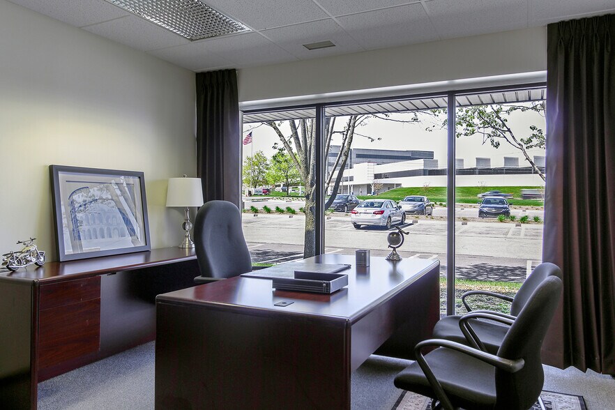 More Photos Of 39111 W 6 Mile Rd, Livonia Coworking Space