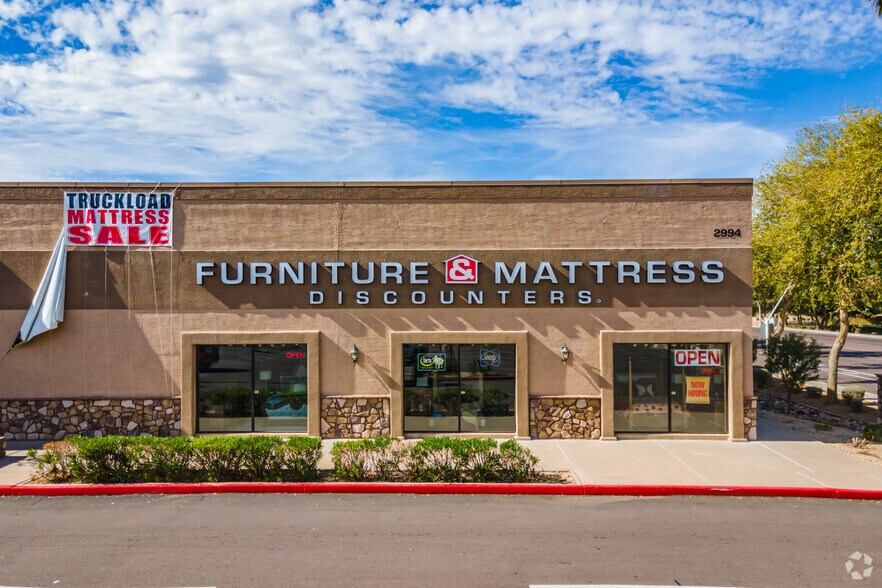 More Photos Of 2982 N Alma School Rd, Chandler General Retail For Lease