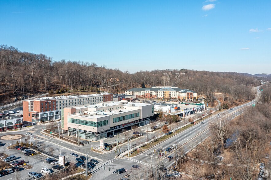 More Photos Of 201 Ogden Ave, Dobbs Ferry Unknown For Lease