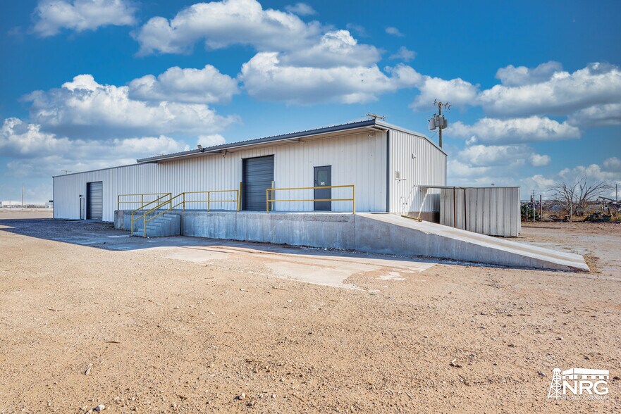 More Photos Of 2690 S County Rd W, Odessa Distribution For Lease