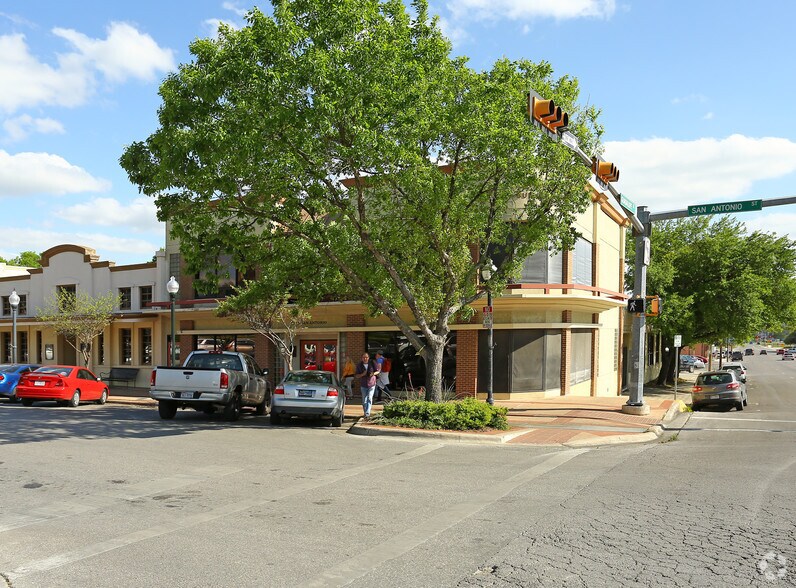 Primary Photo Of 100 E San Antonio St, San Marcos Office For Lease