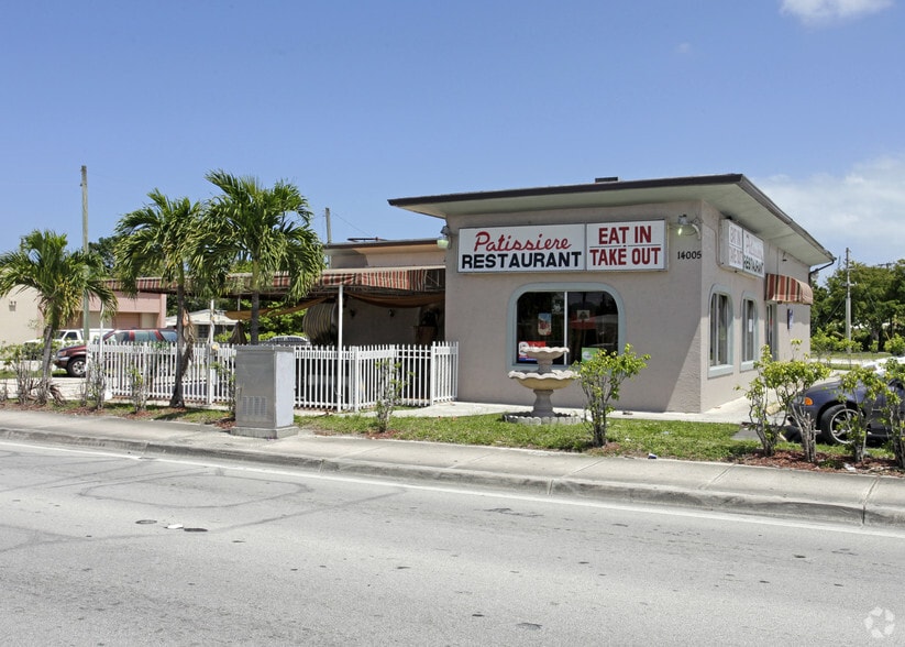More Photos Of 14005 W Dixie Hwy, North Miami Restaurant For Lease