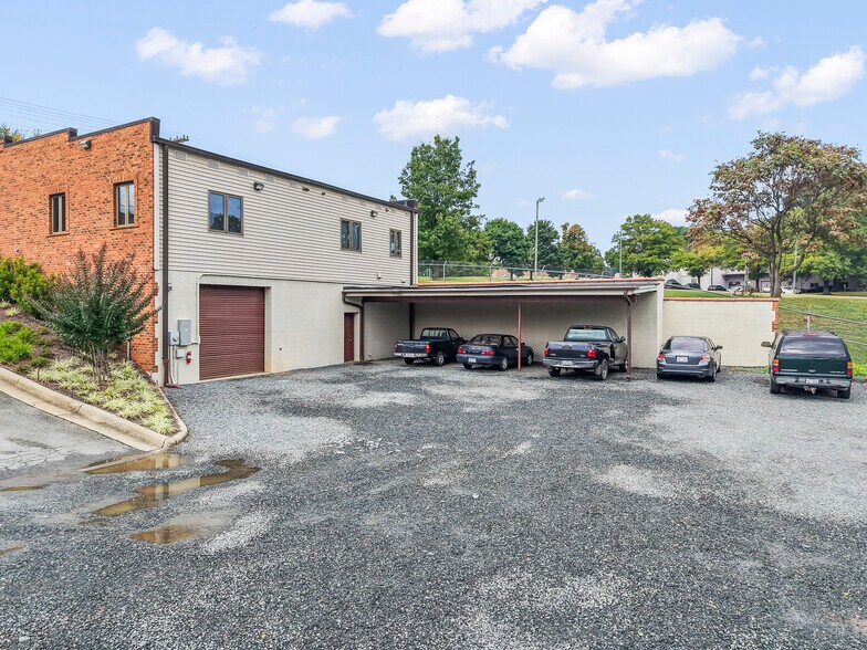 More Photos Of 4715 Bethania Station Rd, Winston-Salem Light Manufacturing For Sale