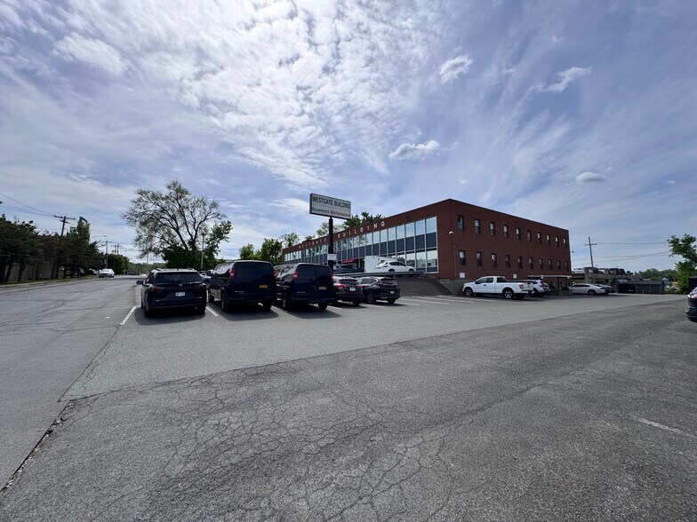 More Photos Of 10 Russell Rd, Albany Office For Sale