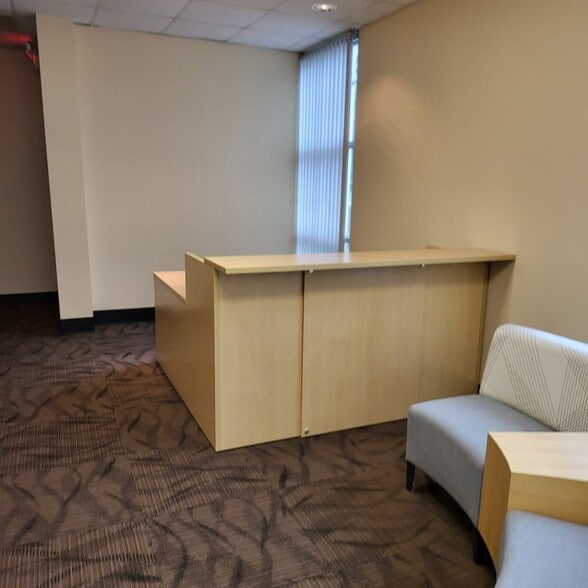 More Photos Of 3500 Gateway Centre Blvd, Morrisville Light Distribution For Lease