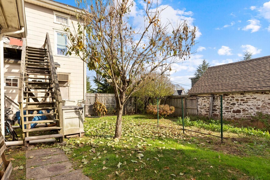 More Photos Of 245 Durham Rd, Ottsville Restaurant For Sale