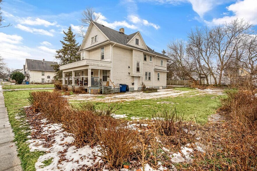 More Photos Of 4201 Burnham Ave, Toledo Apartments For Sale