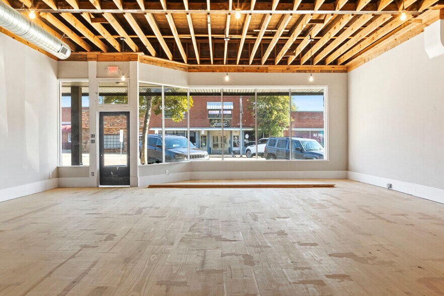 More Photos Of 145-147 N Steele St, Sanford Storefront For Lease