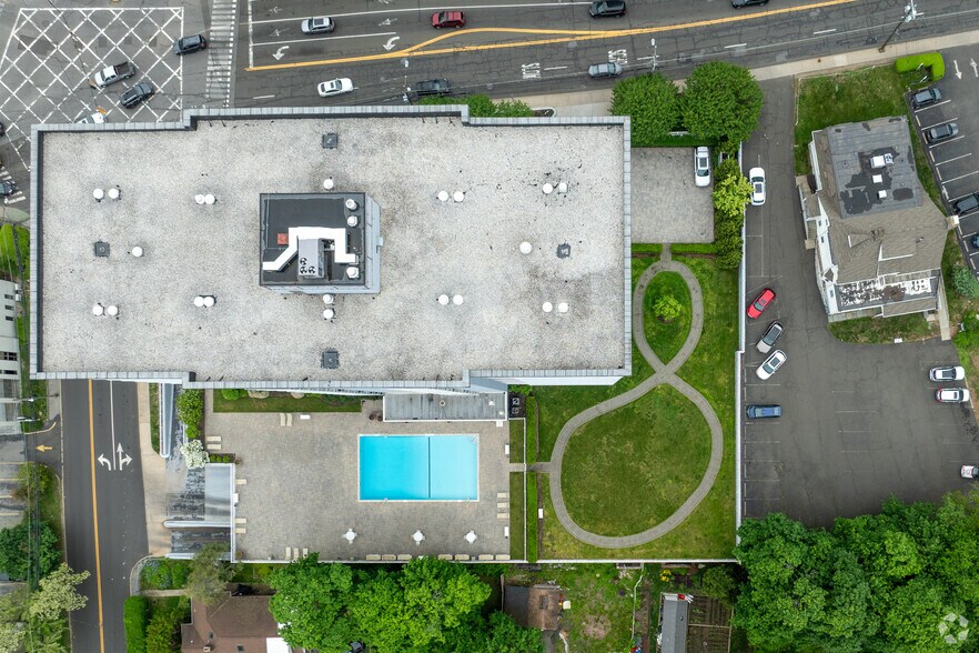 More Photos Of 1 Strawberry Hill Ave, Stamford Apartments For Lease