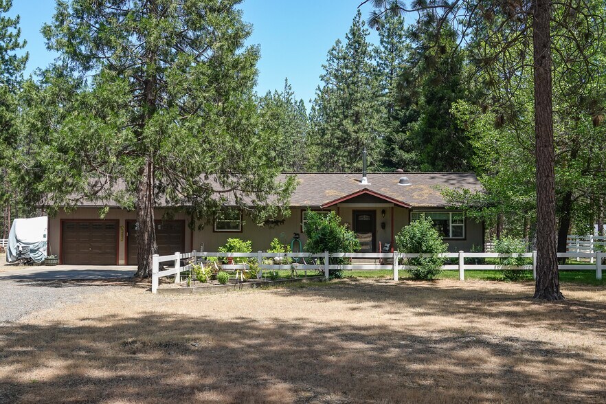 More Photos Of 4216 N Highway 3, Etna Land For Sale