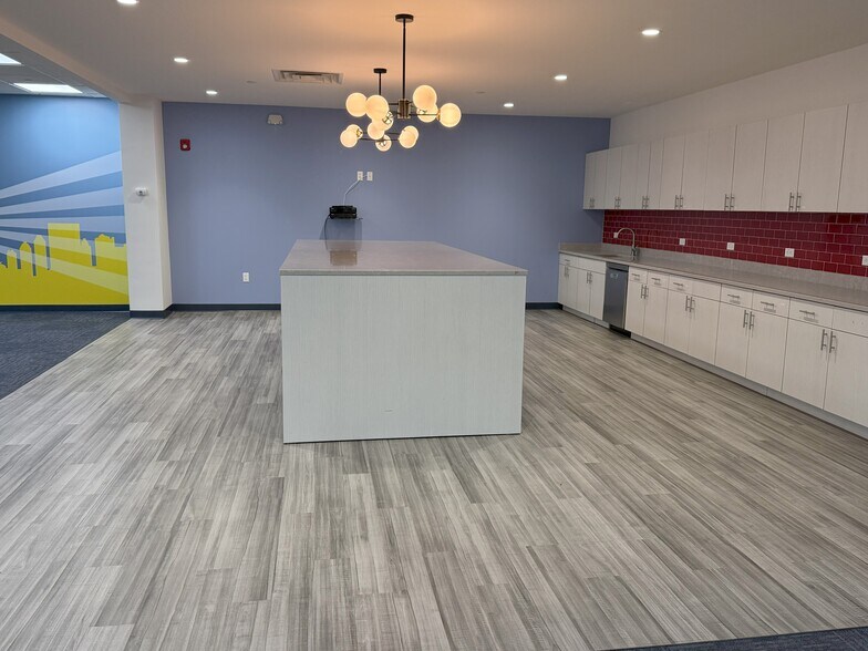 More Photos Of 120 Eagle Rock Ave, East Hanover Office For Sale