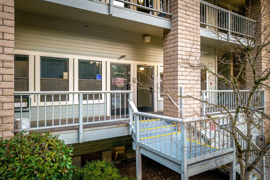 More Photos Of 117 New Mohawk Rd, Nevada City Office For Sale