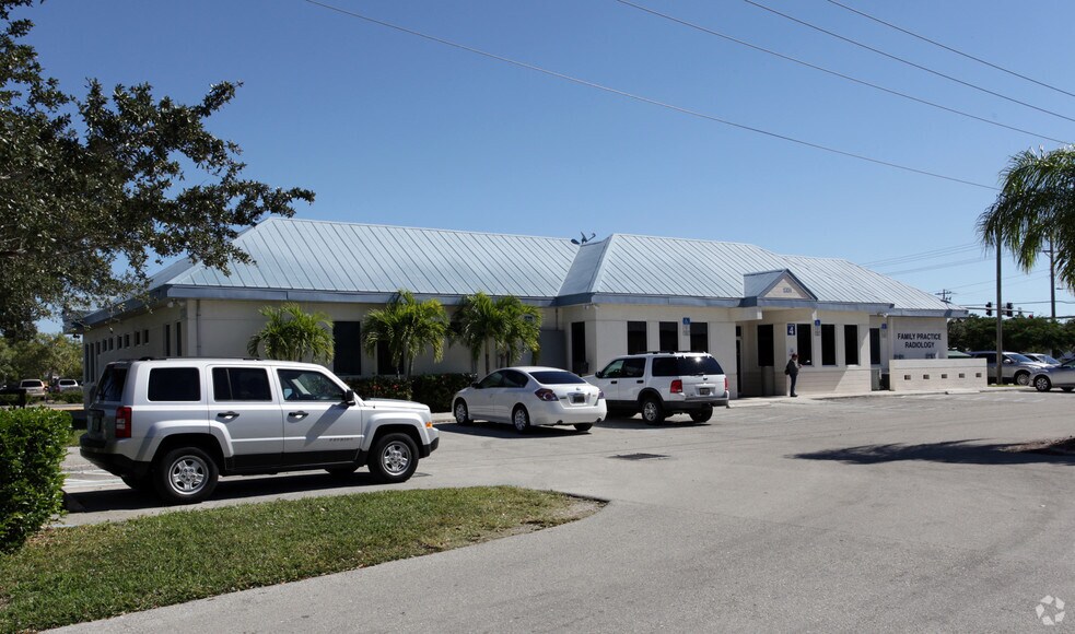 Primary Photo Of 1304 SE 8th Ter, Cape Coral Medical For Lease