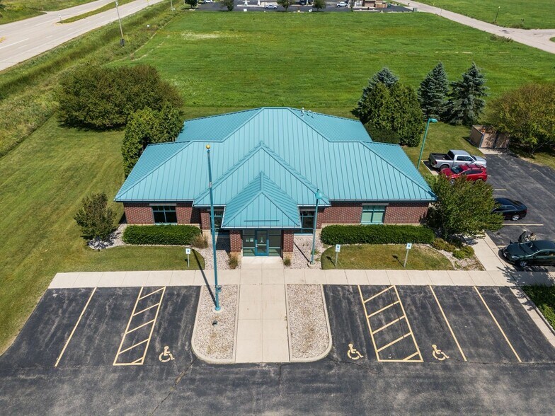 More Photos Of N430 Wood Duck Dr, Fremont Medical For Sale