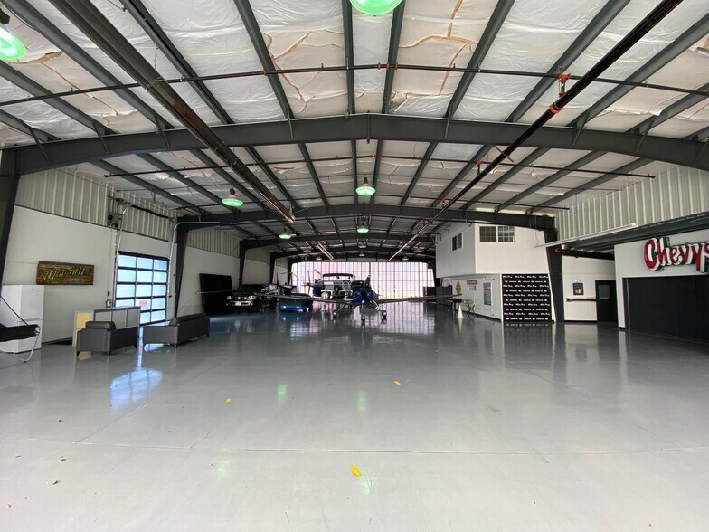 More Photos Of 14369 Keil Rd NE, Aurora Industrial For Sale