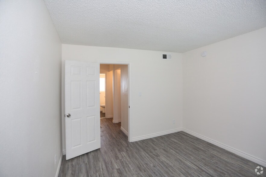 More Photos Of 3001 N 32nd St, Phoenix Apartments For Sale