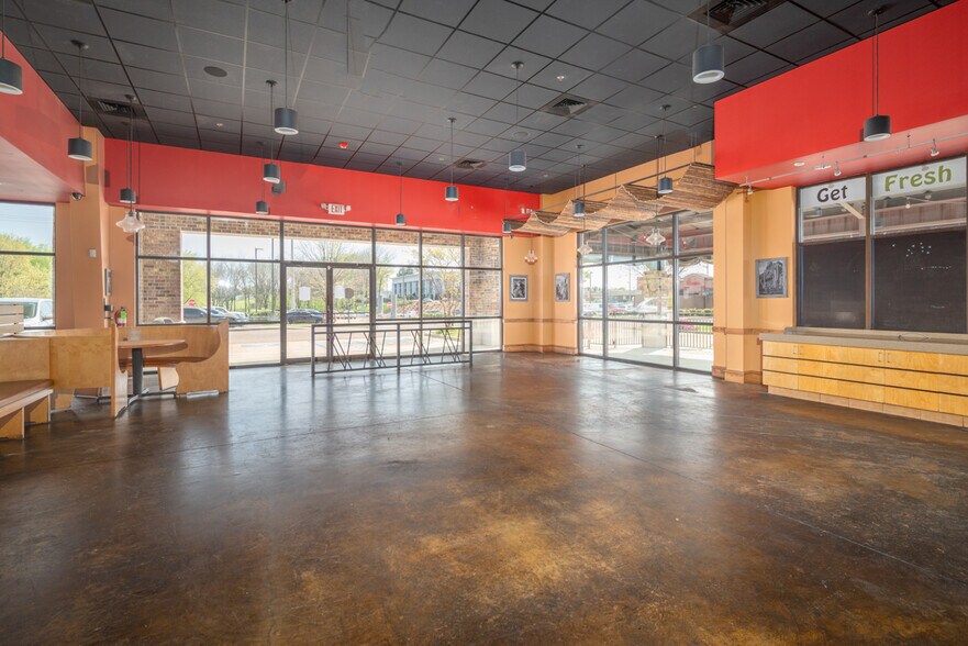 More Photos Of 87 Cotton Mill Rd, Starkville Storefront For Lease