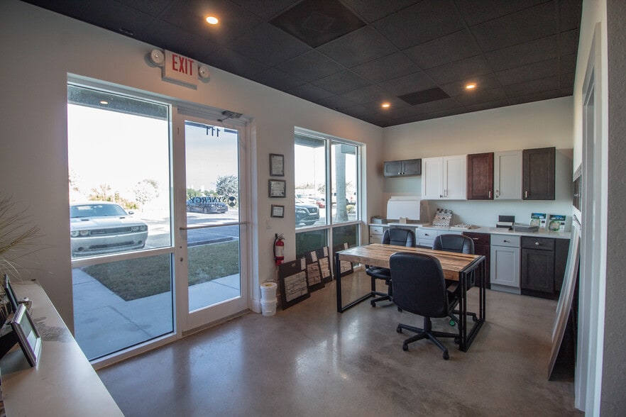 More Photos Of 6640 Taylor Rd, Punta Gorda Light Distribution For Sale
