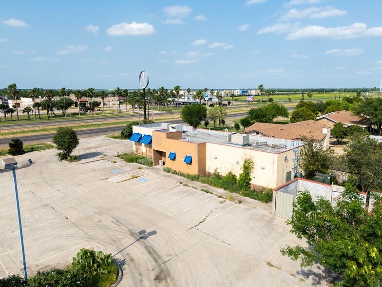 More Photos Of 688 E Expressway 83, La Joya Restaurant For Sale