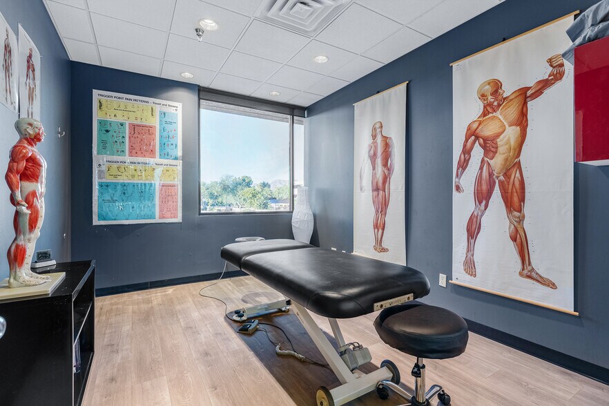More Photos Of 9495 E San Salvador Dr, Scottsdale Medical For Lease