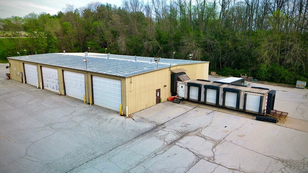 Primary Photo Of 823 E Morton Ave, Jacksonville Industrial For Lease