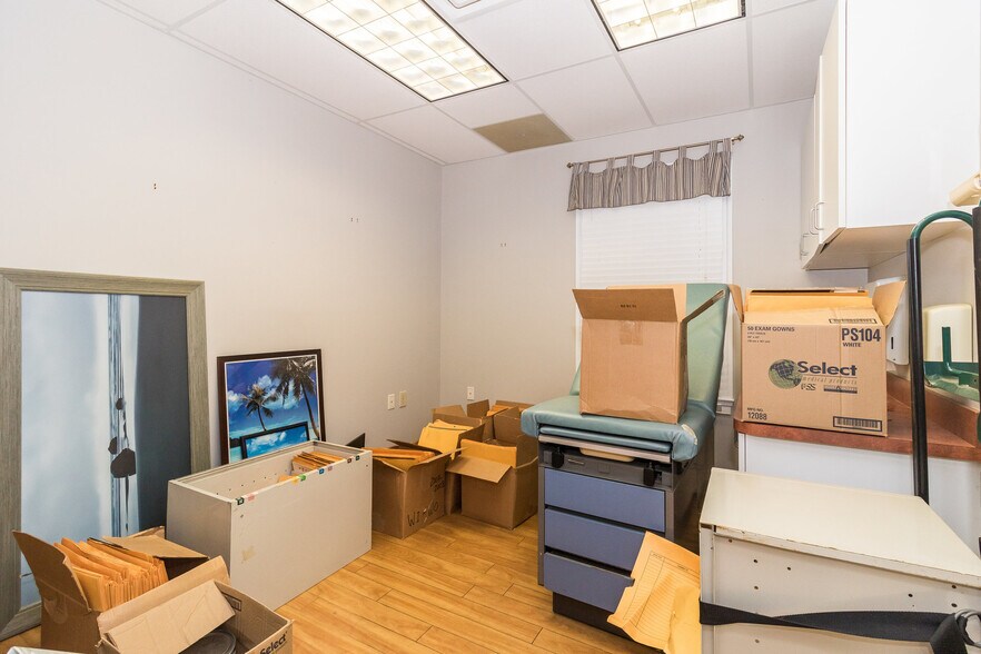 More Photos Of 2511 Salem Church Rd, Fredericksburg Medical For Sale