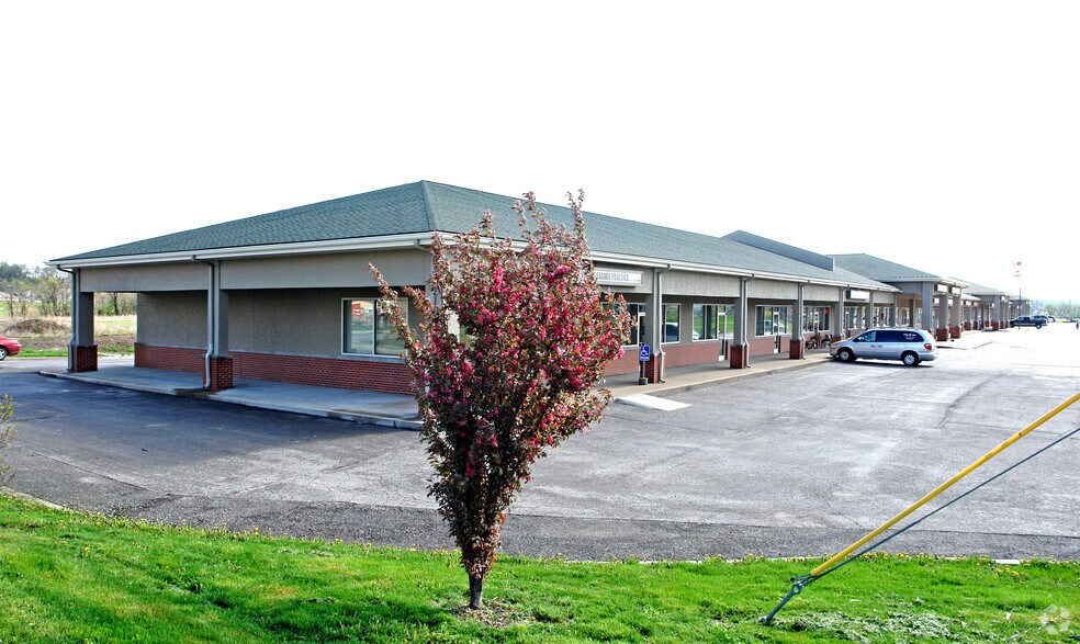 More Photos Of 1400-1454 SW Eagles Pky, Blue Springs Unknown For Lease