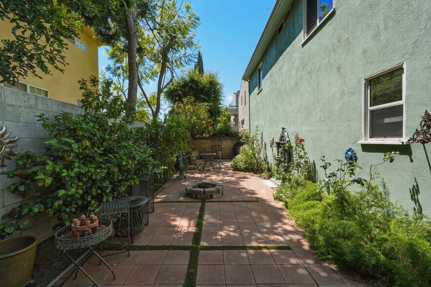 More Photos Of 5236 Bellingham Ave, Valley Village Apartments For Sale